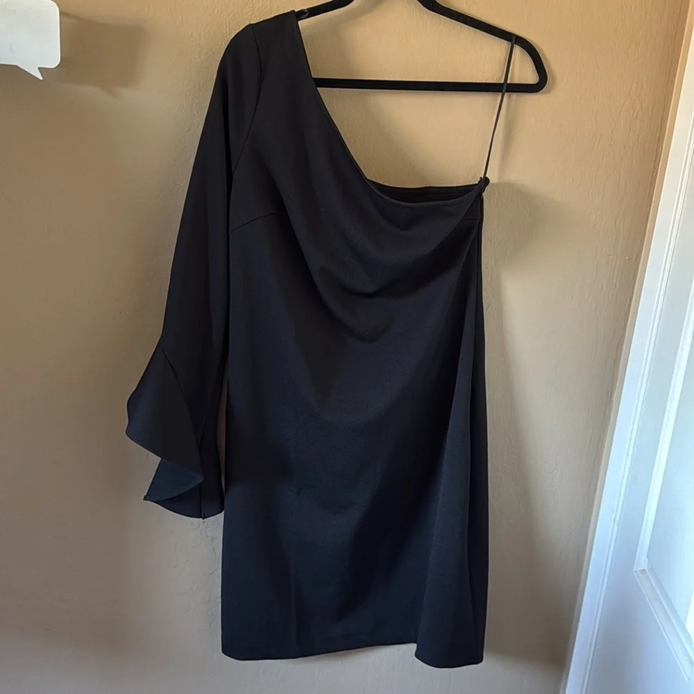 TRINA TURK Women’s Black Kadinsky One Shoulder  Cocktail Mini Dress 10
